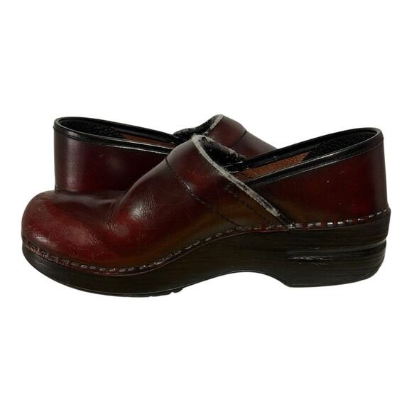 Dansko Professional Leather Clogs Women's 8.5/9 Oxblood Red Comfort Work Shoes - Picture 5 of 6